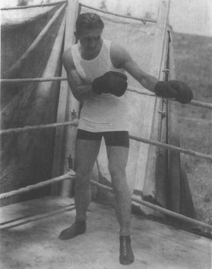 Моя жизнь с Чаплином - i_023.jpg