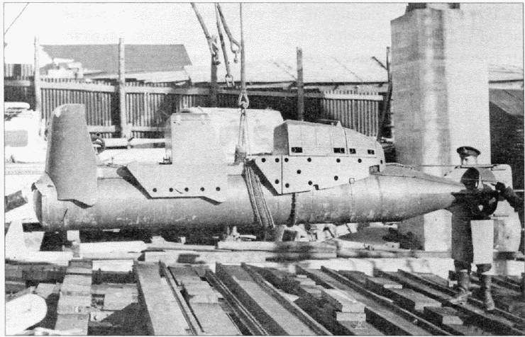 Люди, оседлавшие торпеды - i_069.jpg