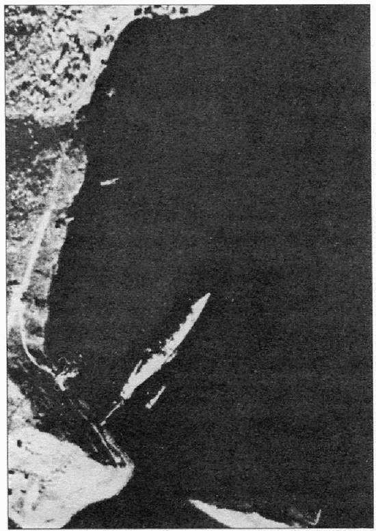 Люди, оседлавшие торпеды - i_073.jpg