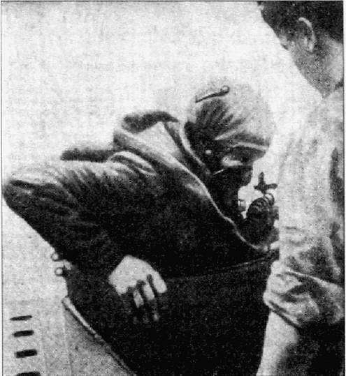 Люди, оседлавшие торпеды - i_079.jpg