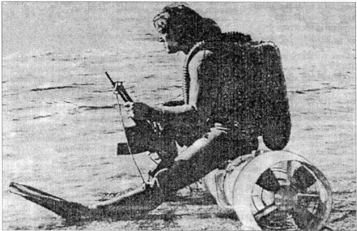 Люди, оседлавшие торпеды - i_106.jpg