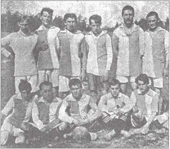 Тайны советского футбола - i_002.jpg