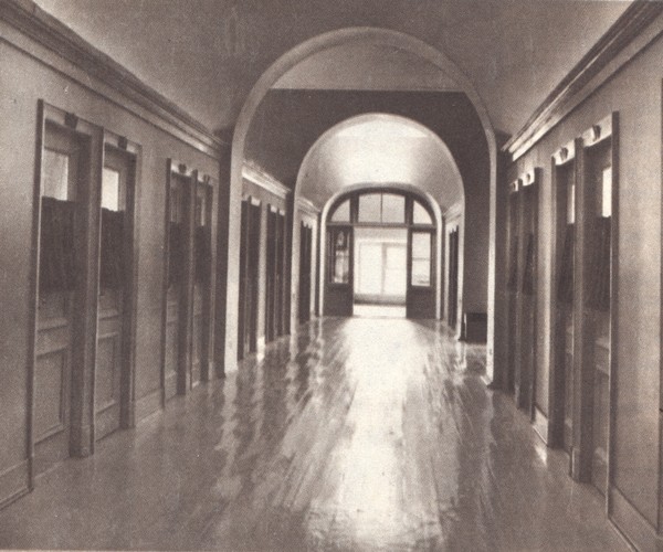 В садах Лицея. На брегах Невы - i_005.jpg