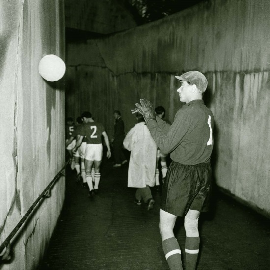 Лев Яшин. Легендарный вратарь - i_011.jpg