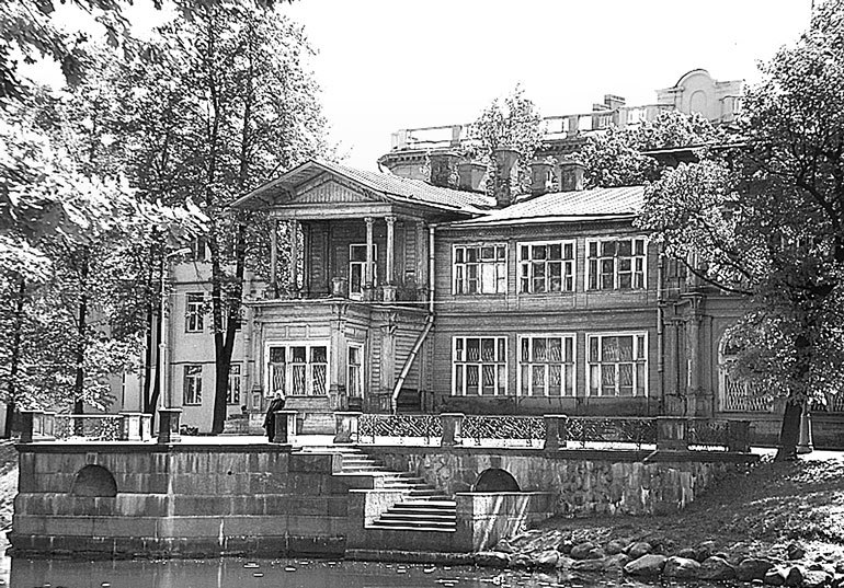 Улицы Петроградской стороны. Дома и люди - i_005.jpg