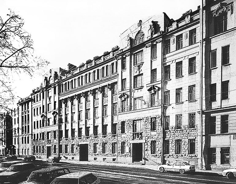 Улицы Петроградской стороны. Дома и люди - i_027.jpg