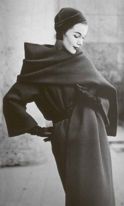 Тайны парижских манекенщиц (сборник) - i_019.jpg