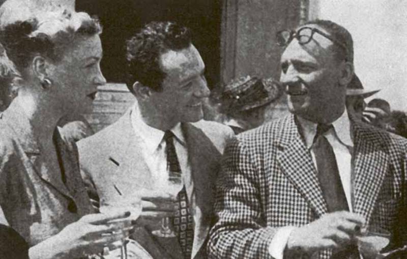 Тайны парижских манекенщиц (сборник) - i_029.jpg