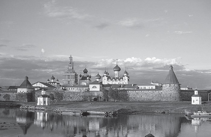 Соловецкие святые и подвижники благочестия:жизнеописания, некоторые поучения, чудесные и знаменательные случаи - i_001.jpg