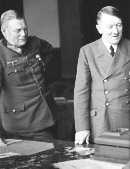 Фюрер как полководец - i_001.jpg