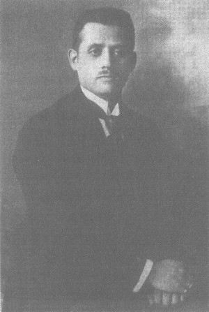 Прыжок в темноту. Семь лет бегства по военной Европе - i_028.jpg