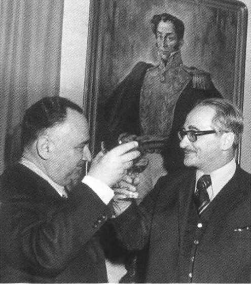 Иосиф Григулевич. Разведчик, «которому везло» - i_060.jpg