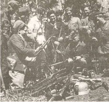 «Штрафники» СС. Зондеркоманда «Дирлевангер» - i_010.jpg