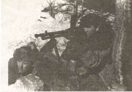 «Штрафники» СС. Зондеркоманда «Дирлевангер» - i_080.jpg