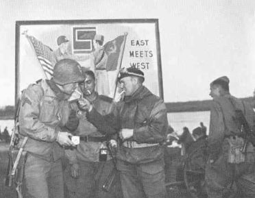 Встреча на Эльбе. Воспоминания советских и американских участников Второй мировой войны - i_012.jpg