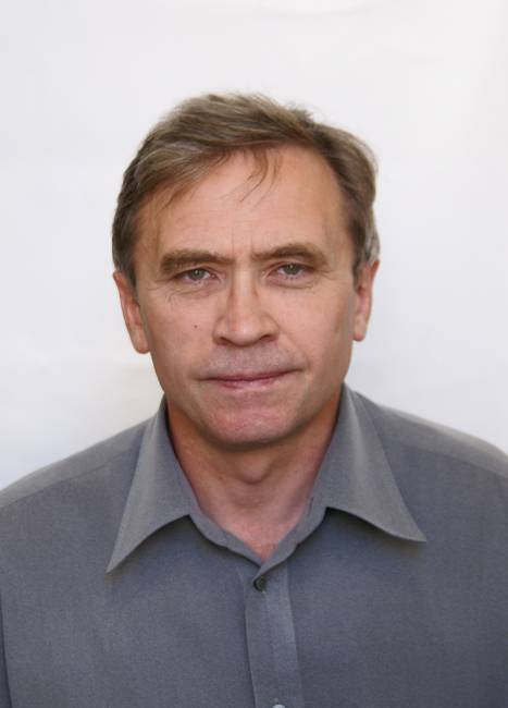 Как предсказать курс доллара. Эффективные методы прогнозирования с использованием Excel и EViews - _0.jpg