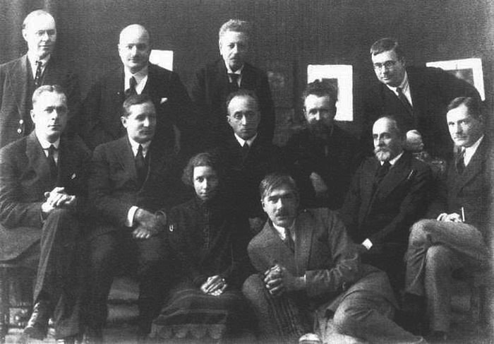 Судьбы Серапионов - i_037.jpg