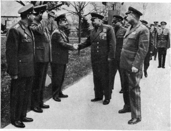 Маршал Малиновский - image27.jpg