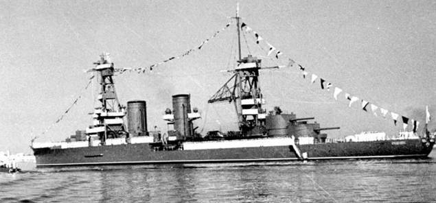 Гвардейский крейсер «Красный Кавказ». - pic_159.jpg