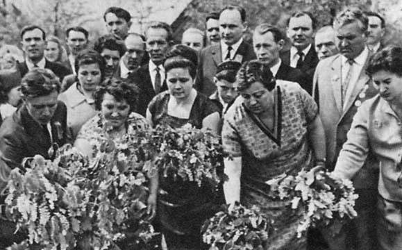 Юность уходит в бой - _77.jpg