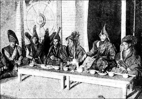 Борьба за Эверест - i_006.jpg