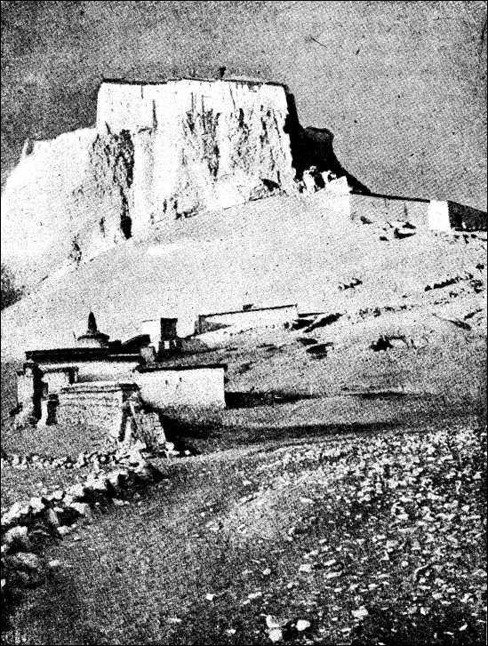 Борьба за Эверест - i_009.jpg