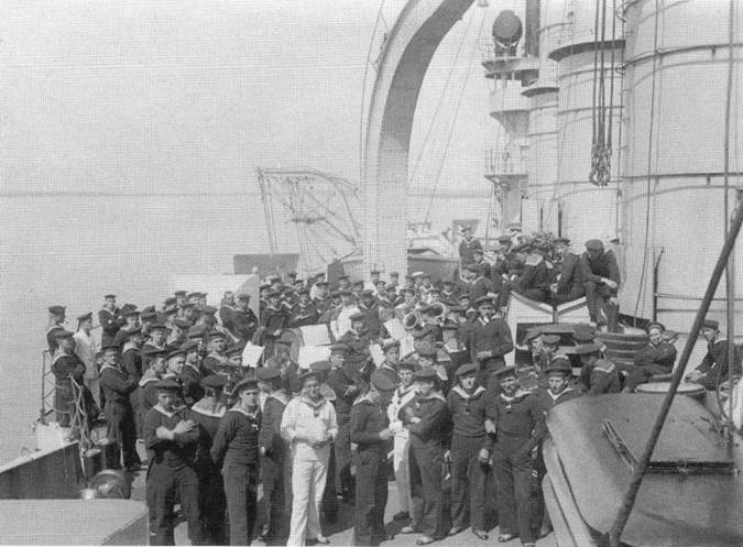 Броненосные крейсера “Шарнхорст”, “Гнейзенау” и “Блюхер” (1905-1914) - pic_87.jpg