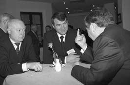 Сердюков гейт. Мебель, женщины, миллиарды. Жизнь и нравы вредителей XXI века - i_003.jpg