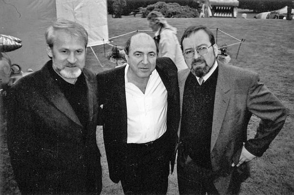 «ВикиЛикс», Березовский и убийство Литвиненко. Документальное расследование - _01.jpg