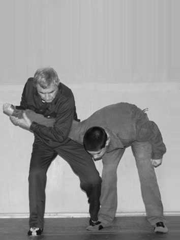 Энциклопедия самозащиты. Как выжить в мире насилия - i_016.jpg