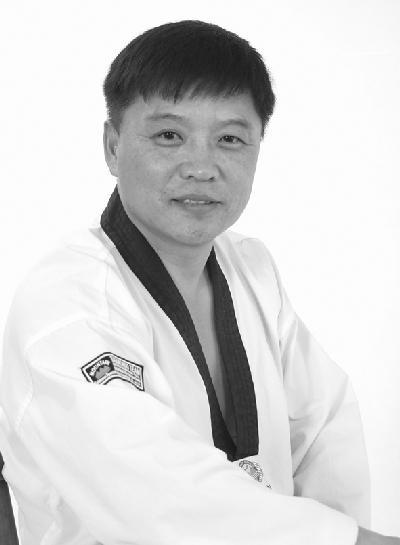 Специальные методы самообороны в практике боевых искусств - i_001.jpg