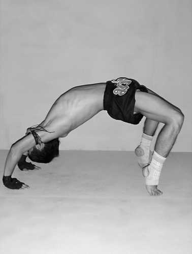 Бойцовский клуб: боевой фитнес для мужчин - i_049.jpg