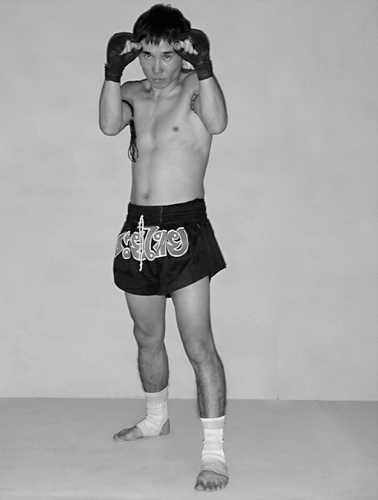 Бойцовский клуб: боевой фитнес для мужчин - i_056.jpg