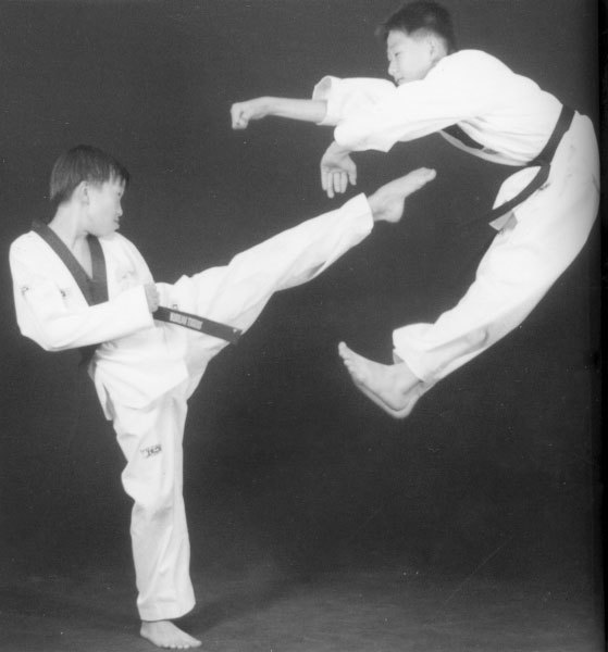 Тхэквондо для начинающих - i_007.jpg