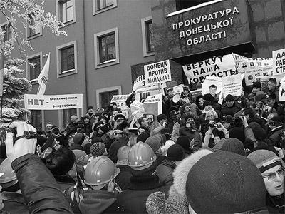 Газета Завтра 10 (1059 2014) - TAGhttp_zavtra_ru_media_articles_covers_n10_14-2-ne-ostanavlivatsya_jpg402199