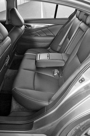 Итоги № 6 (2014) - TAGimg_922_I-06-AVTO-vstr-f01_640_jpg75278