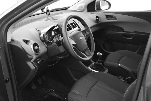 Итоги № 9 (2012) - TAGimg_820_I-09-AVTO-vstr-f04_640_jpg114245