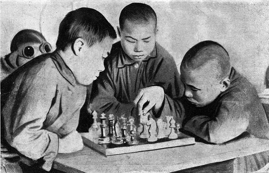 Люди Большой Земли - i_004.jpg