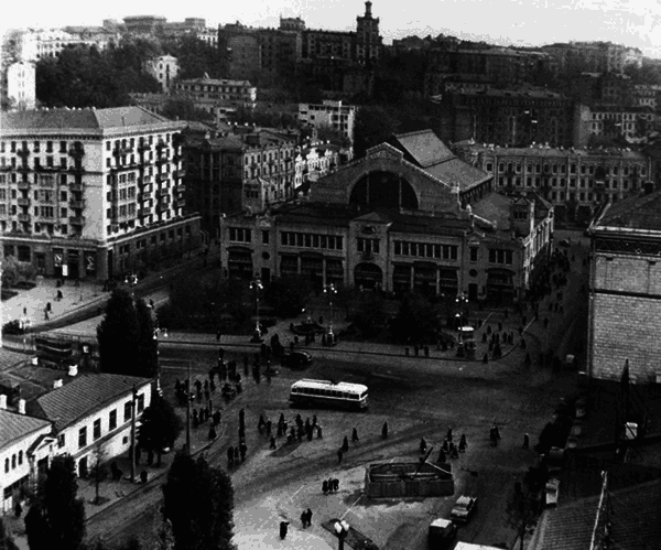 Улицы Киева. Ретропутешествие - i_039.png