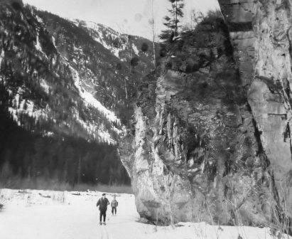 Таежные отшельники - i_044.jpg