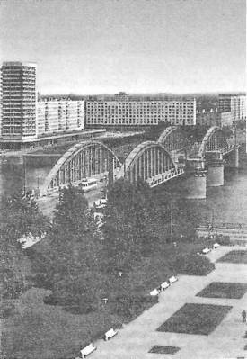 Санкт-Петербург. 1000 вопросов и ответов - i_075.jpg