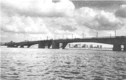 Санкт-Петербург. 1000 вопросов и ответов - i_076.jpg