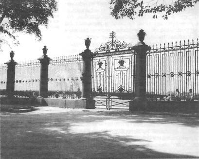 Санкт-Петербург. 1000 вопросов и ответов - i_082.jpg