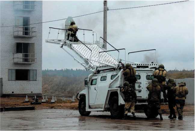 Русский «Тигр»<br />Бронеавтомобиль для «вежливых людей» - i_080.jpg