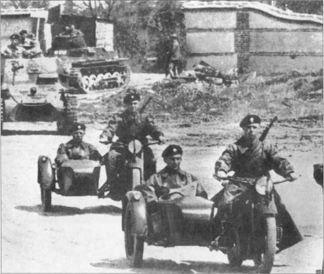 Wehrmacht. Сухопутные войска III Рейха - i_018.jpg