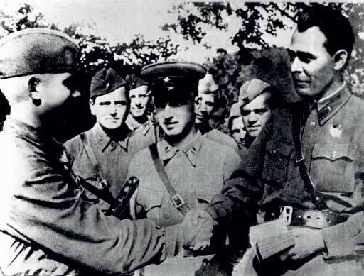 Генеральный секретарь ЦК КПСС Леонид Ильич Брежнев - i_005.jpg