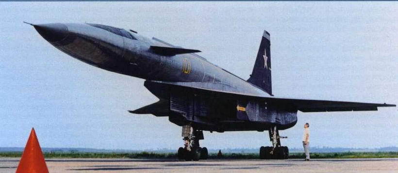 Ударно-разведывательный самолет Т-4 - _95.jpg