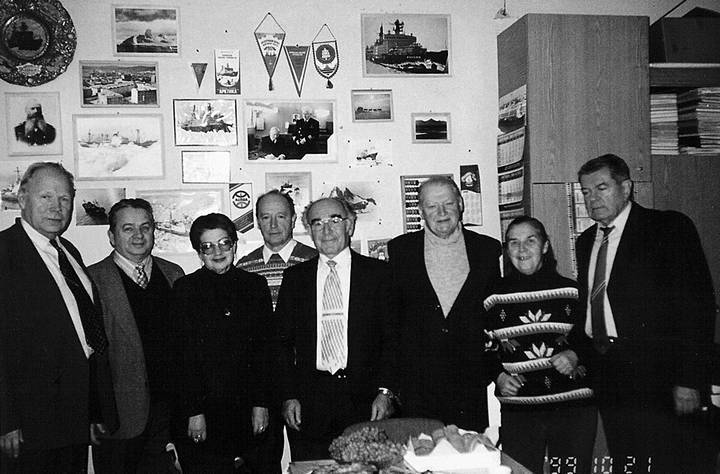 Жил полярный капитан - i_032.jpg