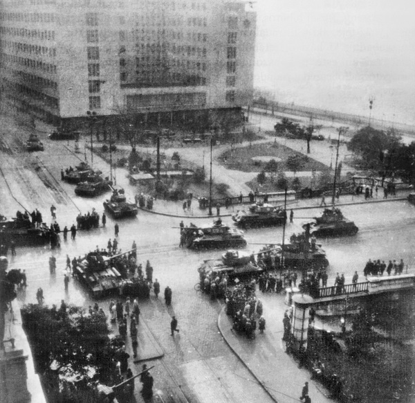 Венгерский кризис 1956 года в исторической ретроспективе - i_006.jpg