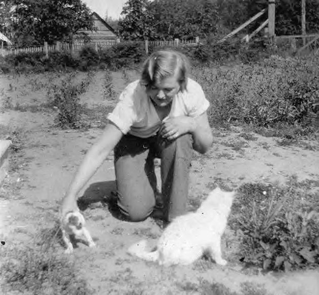 Мальчики в лодке - i_009.jpg